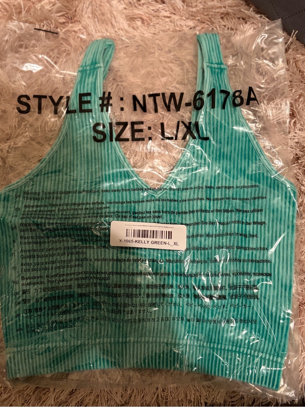 Zenana Outfitters Kelly Green Ribbed Crop Tank Top